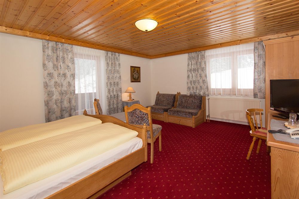 Hotel Gasthof Siggen Нойкирхен-ам-Гросфенедигер Экстерьер фото